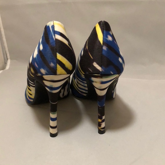 Guess pumps - Picture 4 of 6